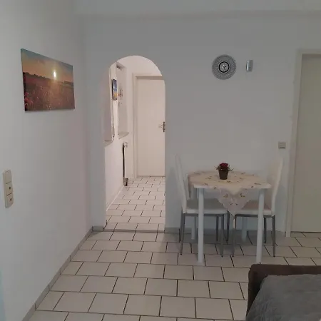 Holzfeld Apartment *